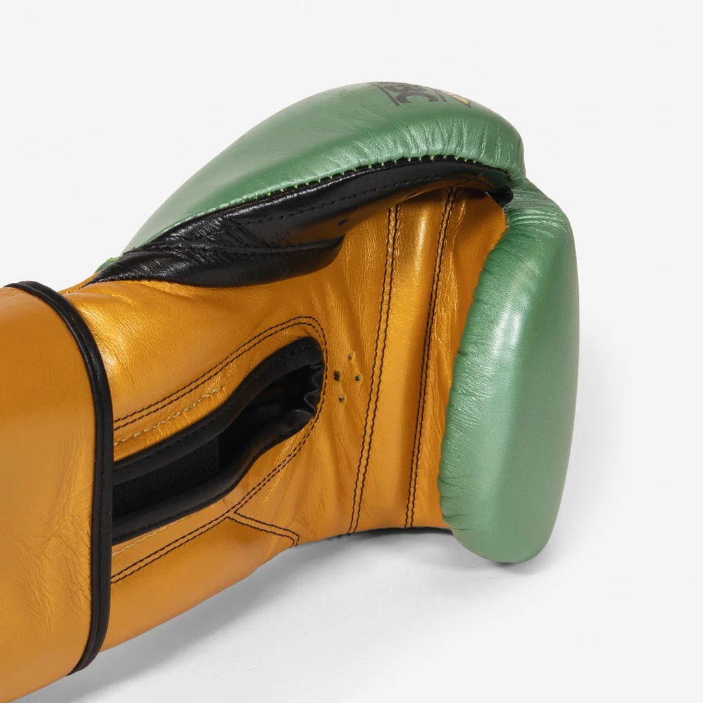 Cleto Reyes Traditional Boxing Gloves Hook and Loop Closure (WBC Green) - Image 3